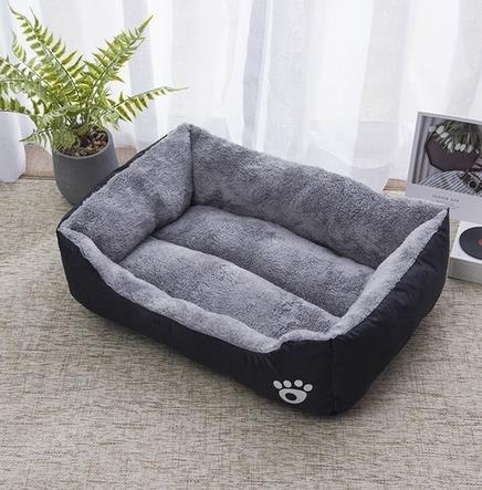 Celebrate Family Love with the Ultimate Golden Retriever Bed 🐾